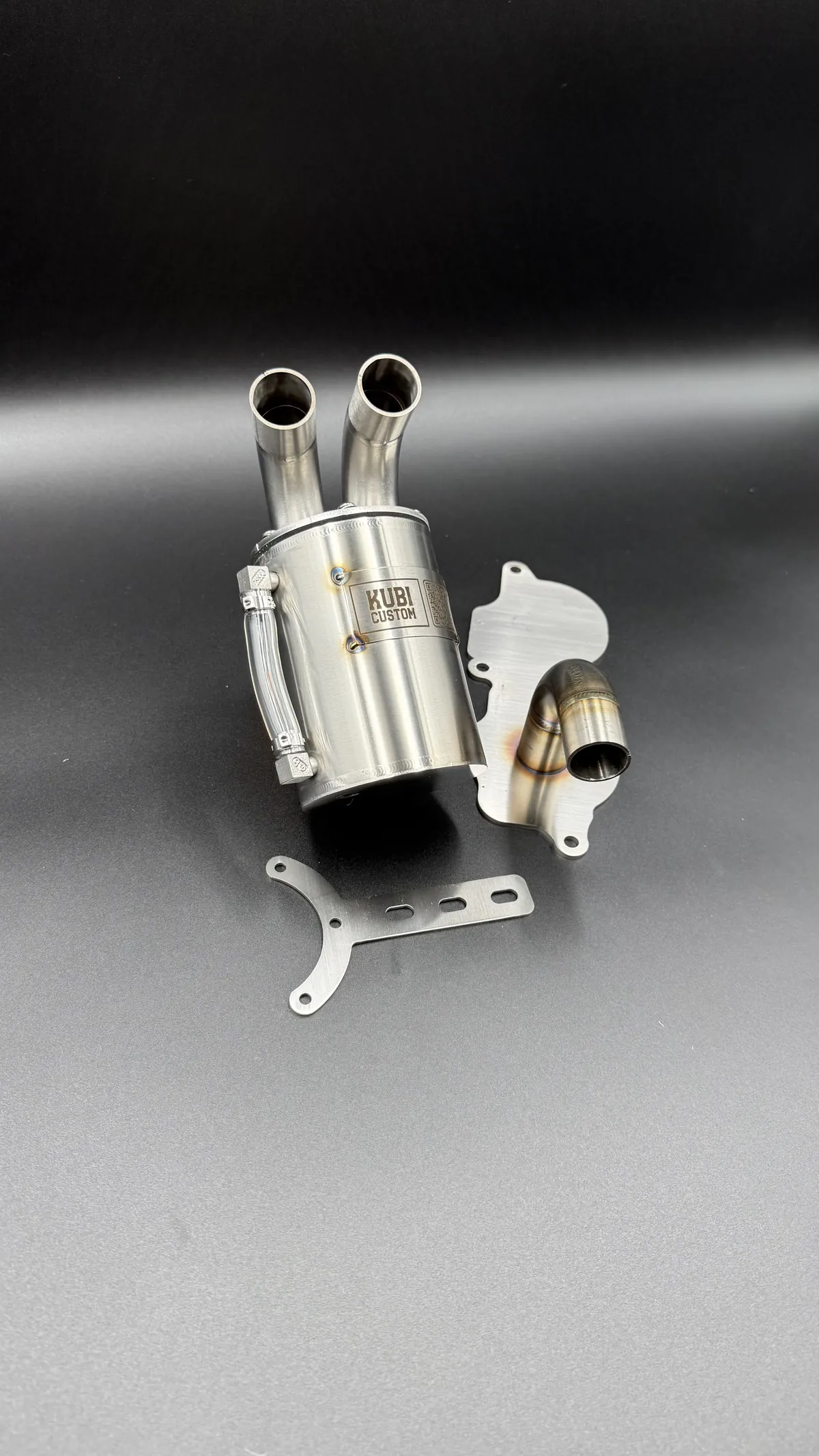OIL CATCH TANK (SEPARATOR OLEJU) 25mm + adapter odmy (króciec 25mm) do silnika BMW M47 M57 (wersja z jednym turbo) - obrazek 4